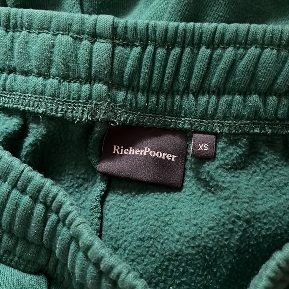 Revolve Richer Poorer green sweats - Picture 3 of 4